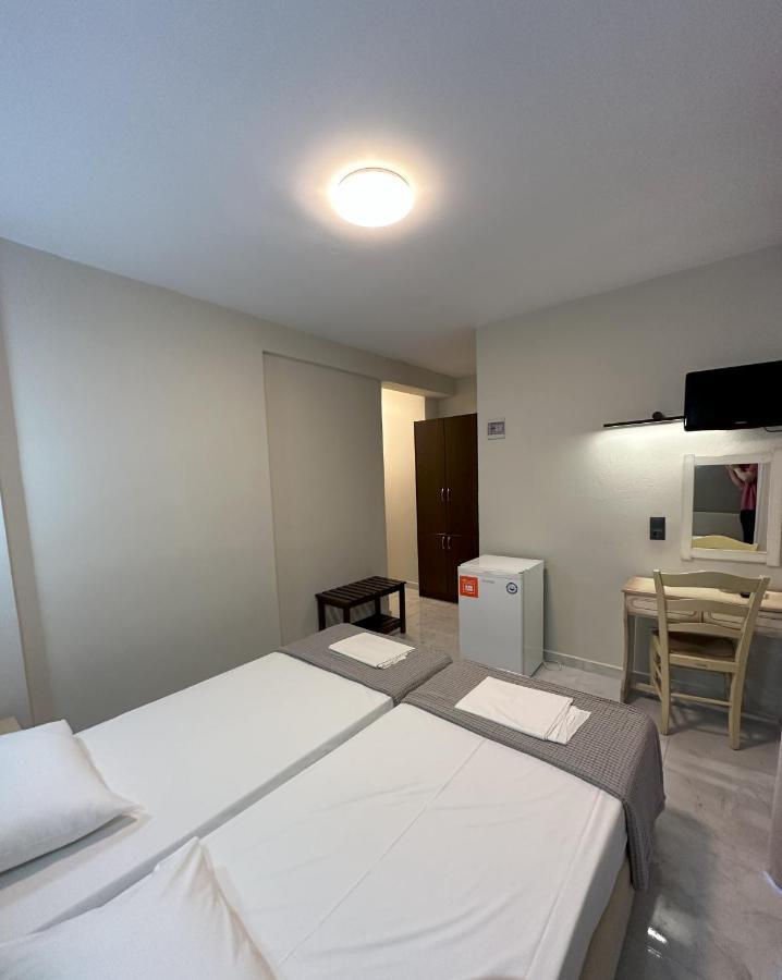 Hotel Afrodite 네오이포로이 외부 사진