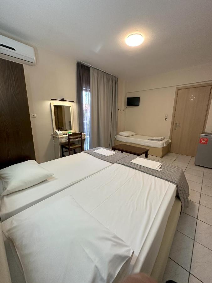 Hotel Afrodite 네오이포로이 외부 사진
