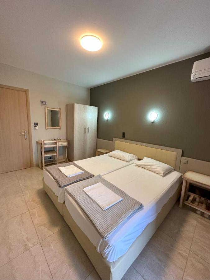 Hotel Afrodite 네오이포로이 외부 사진