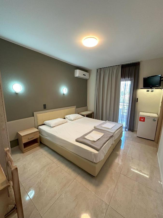 Hotel Afrodite 네오이포로이 외부 사진